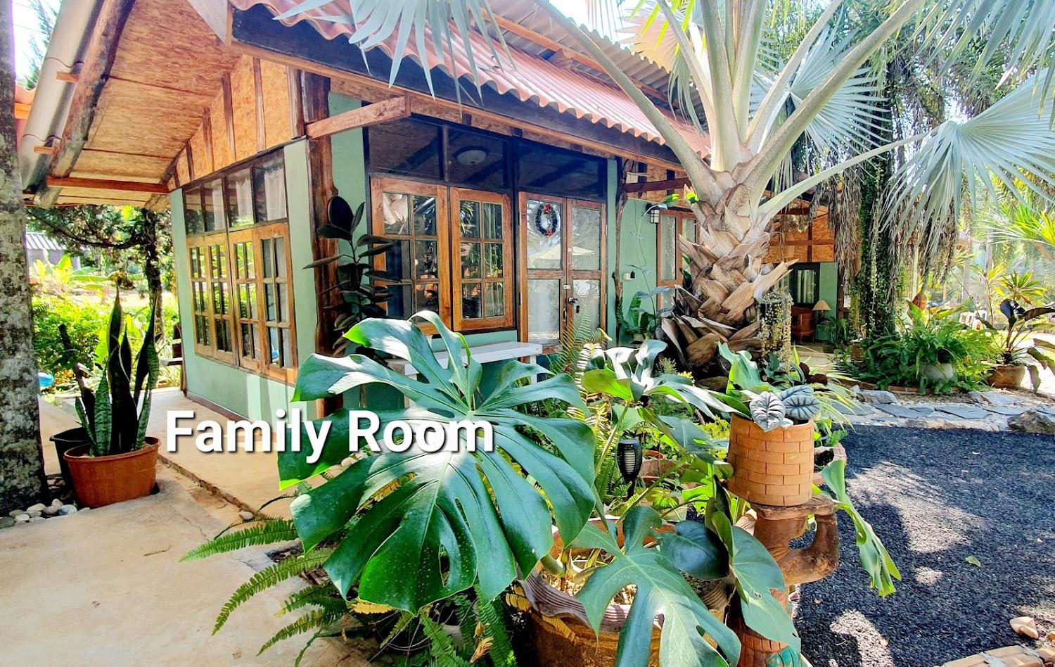 Cover Image for Baan Suan Taboon(บ้านสวนตาบุญ)