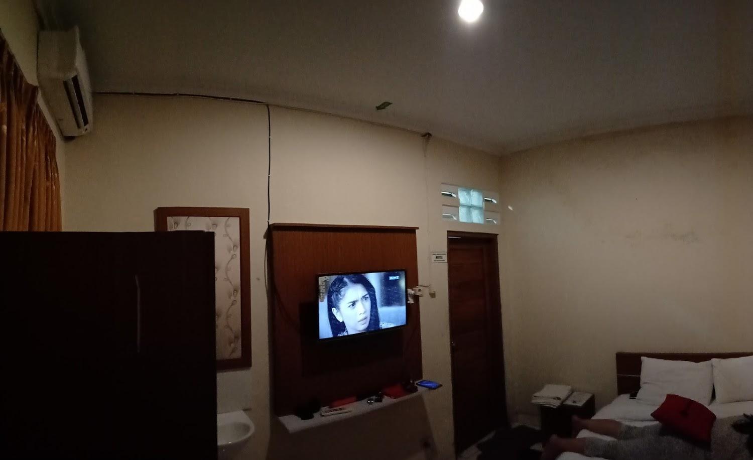 Cover Image for OYO 398 Hotel Family Syariah 2
