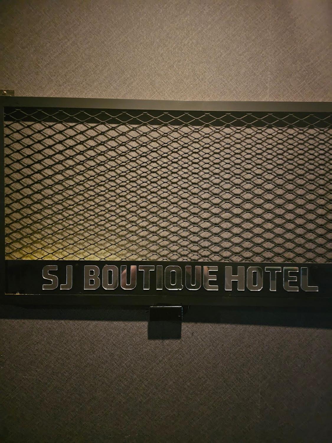 Cover Image for SJ Hotel