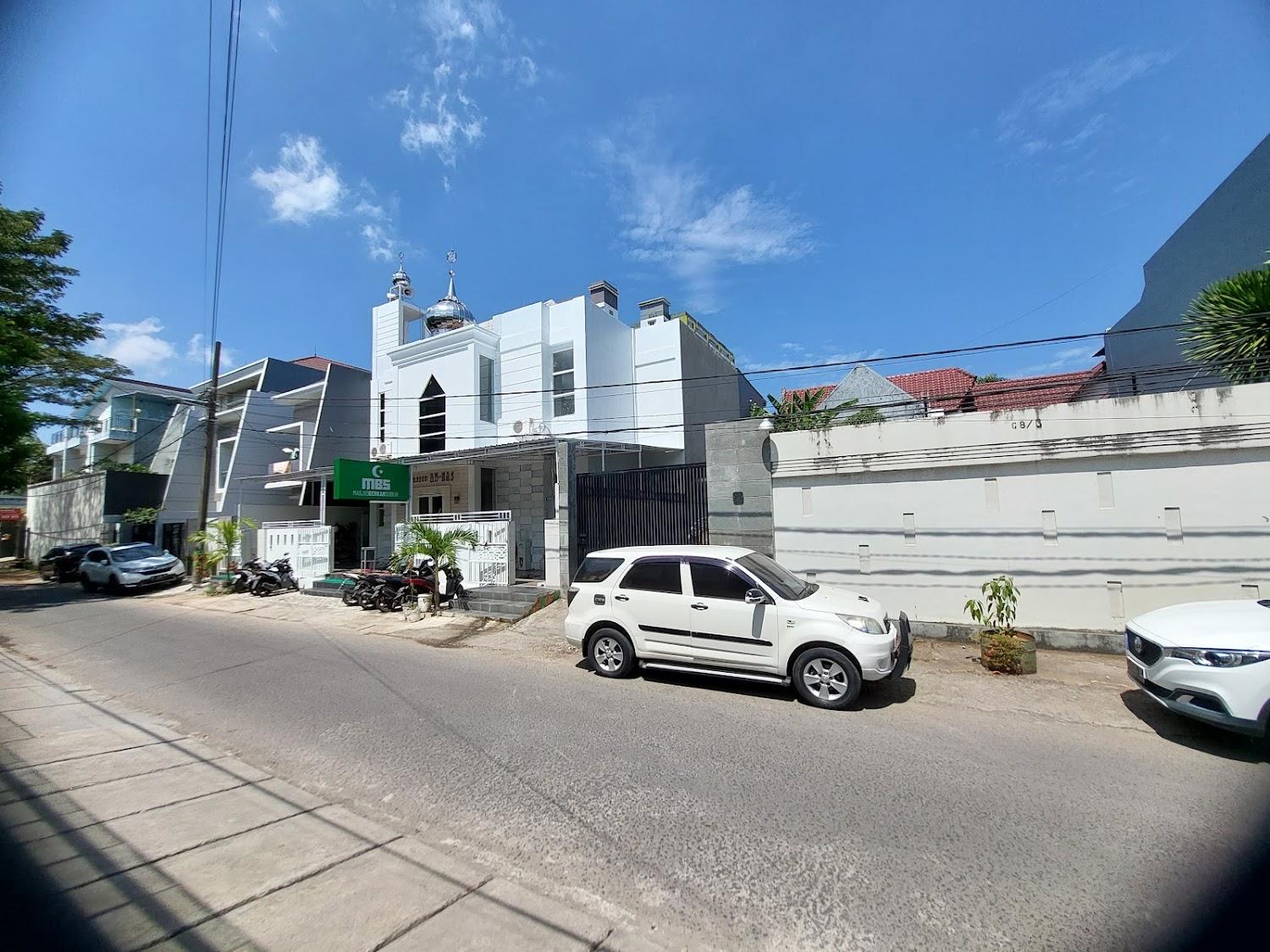 Cover Image for Hotel Puri Yasmin Potowanua Lasusua Mitra RedDoorz