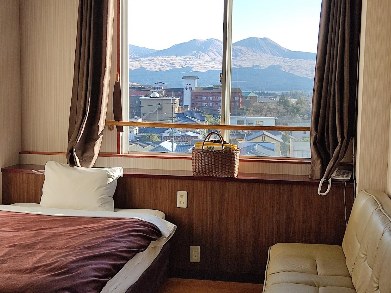 Cover Image for Gogaku Hotel