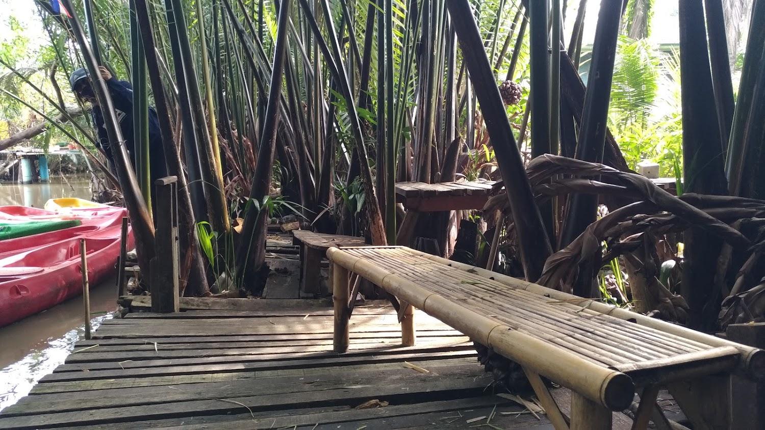 Cover Image for Ảnh At a glance
