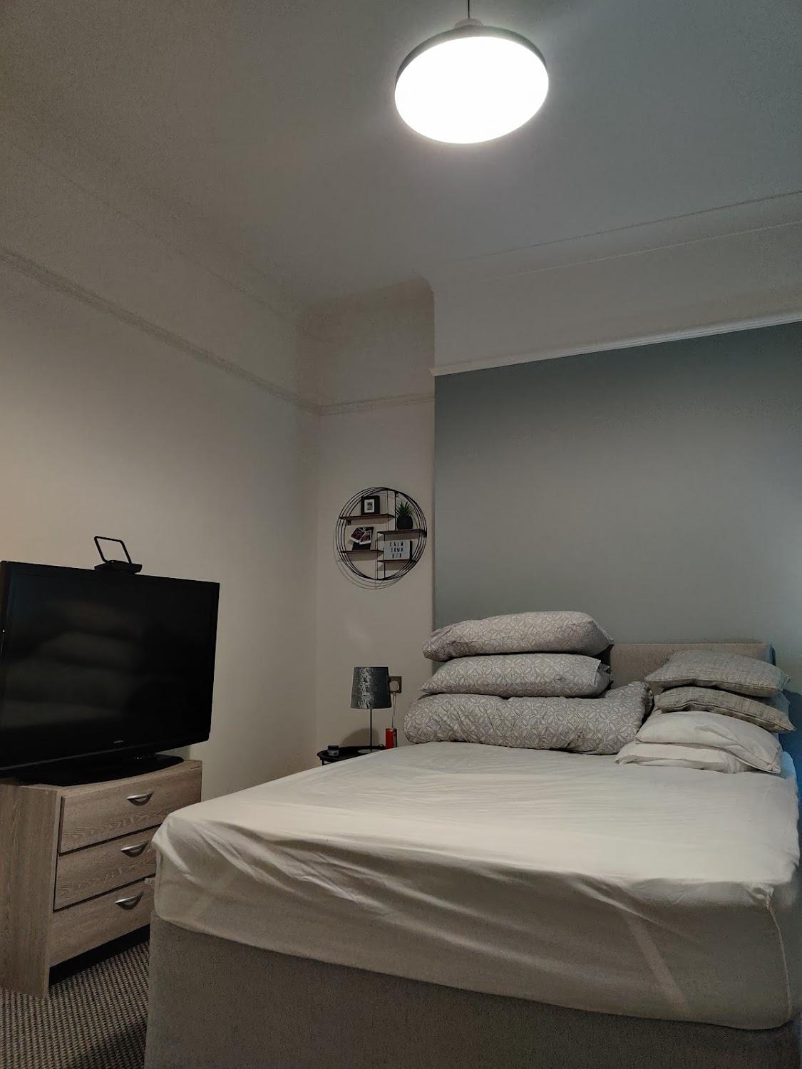 Cover Image for Castlewood Place