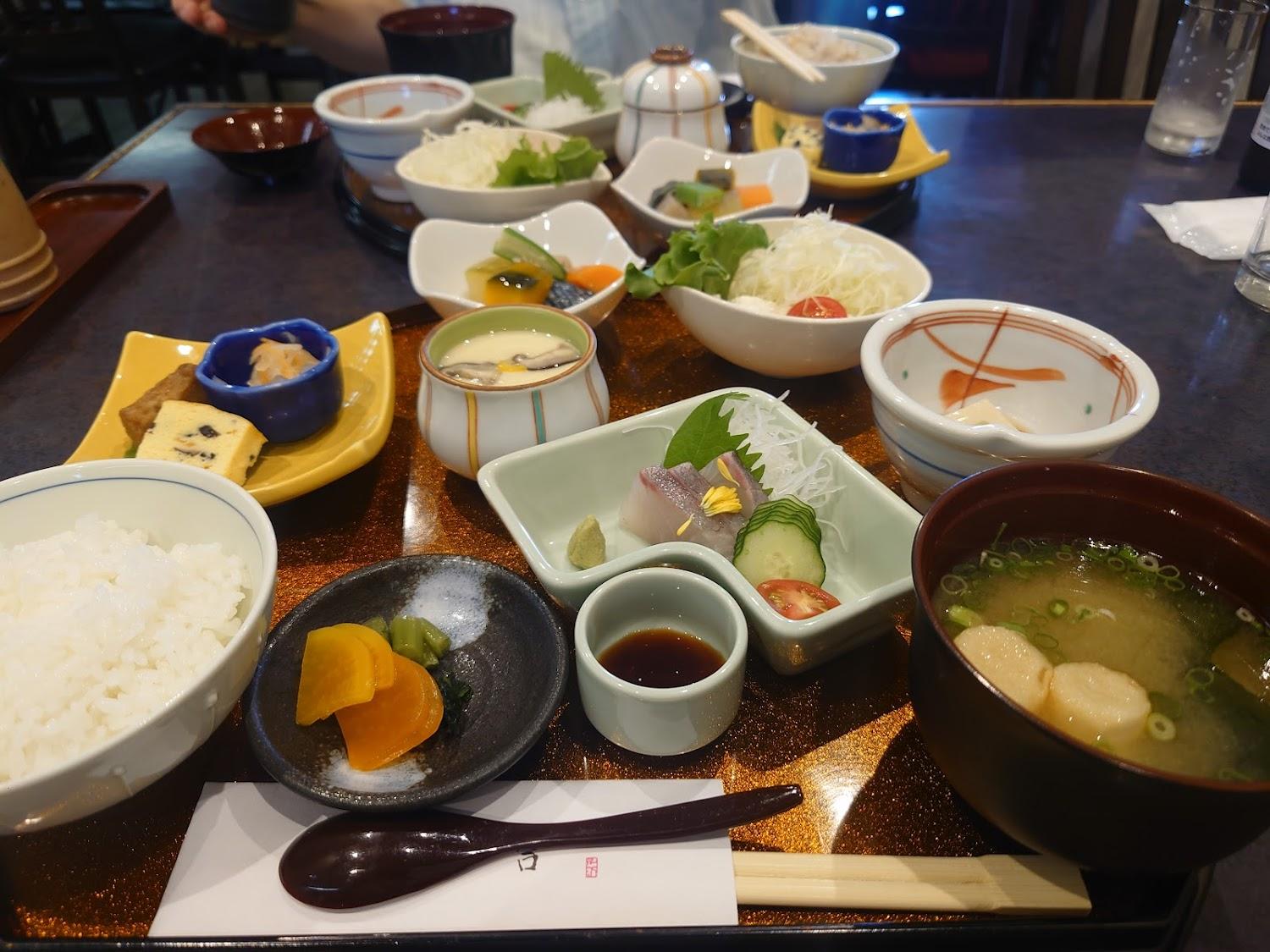 Cover Image for Kudamatsu Station Hotel