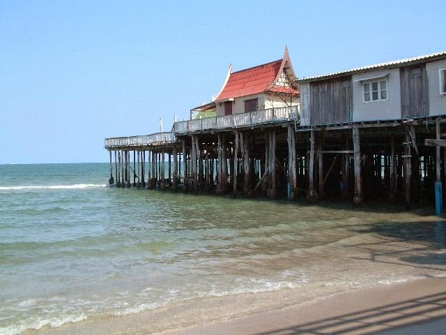 Cover Image for บ้านพักฟูเลริมหาด