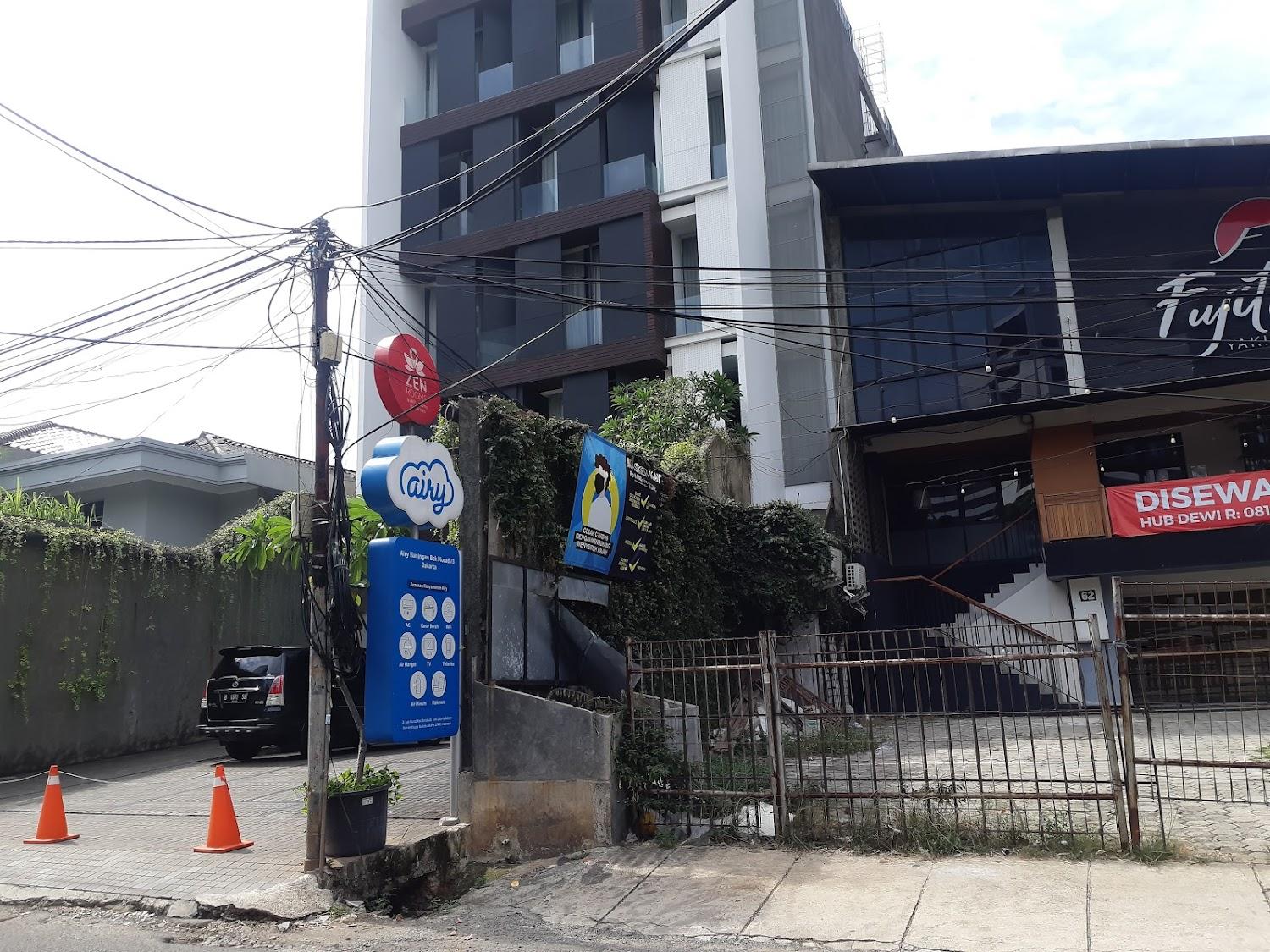 Cover Image for ZEN Premium Sampoerna Strategic Square