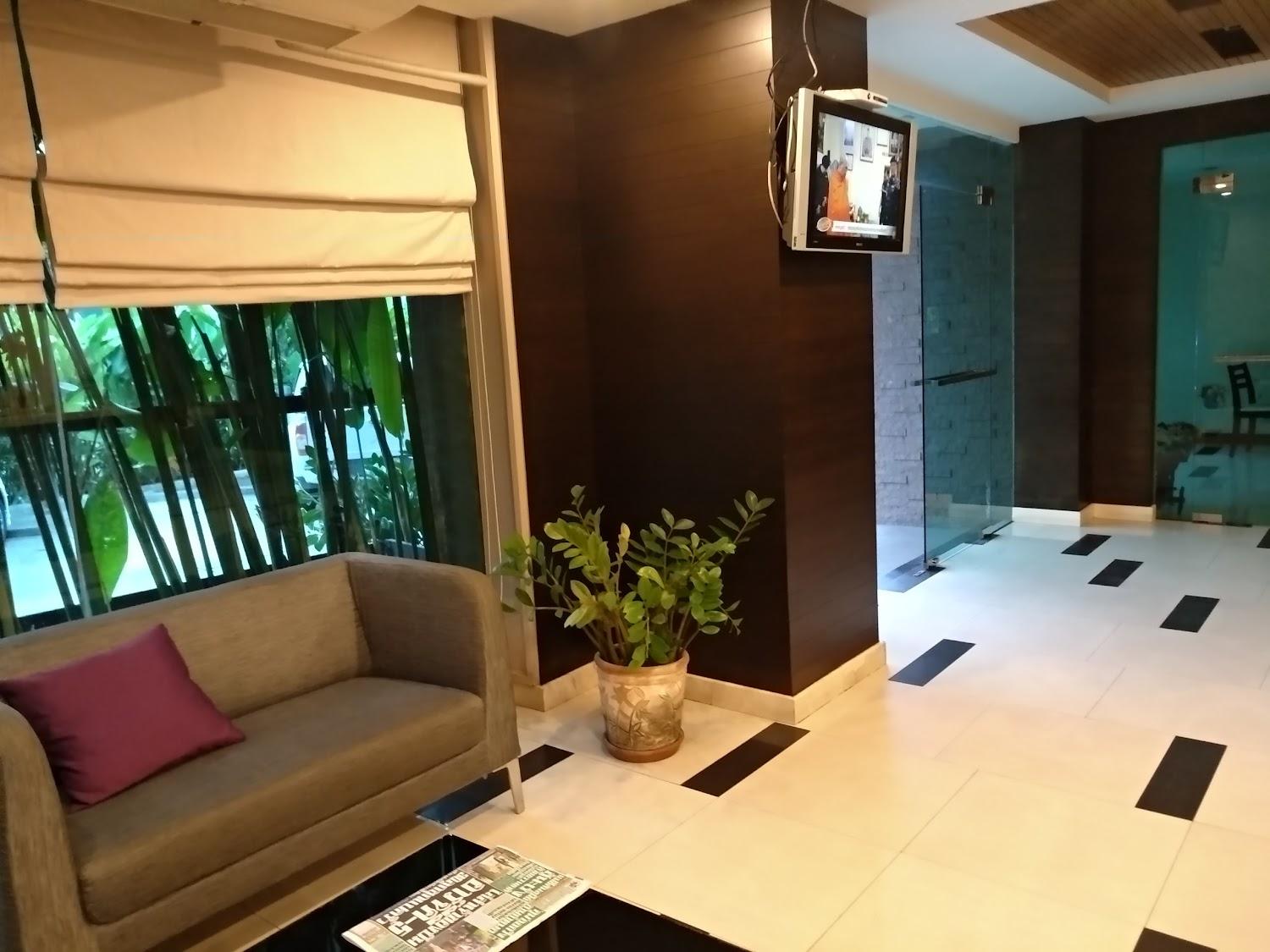 Cover Image for 14 Resort