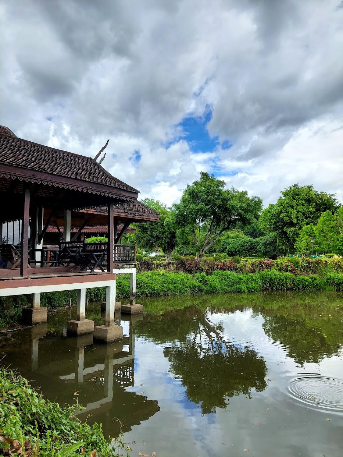 Cover Image for สวนดอยโอบ รีสอร์ท
