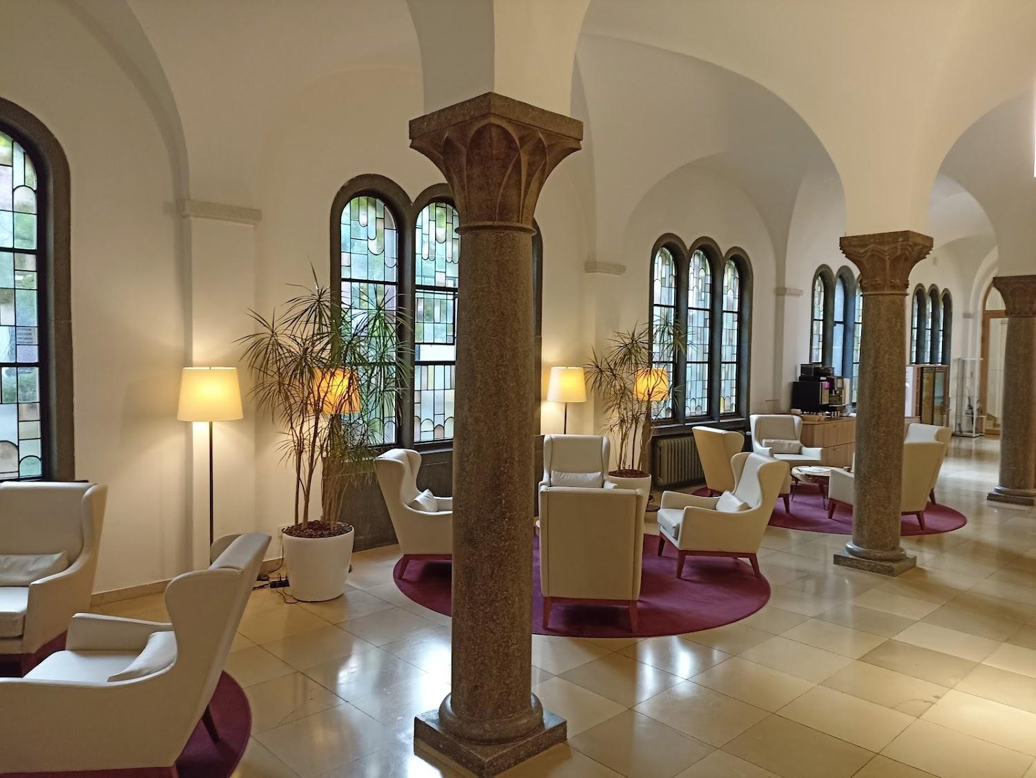 Cover Image for Kardinal Schulte Haus