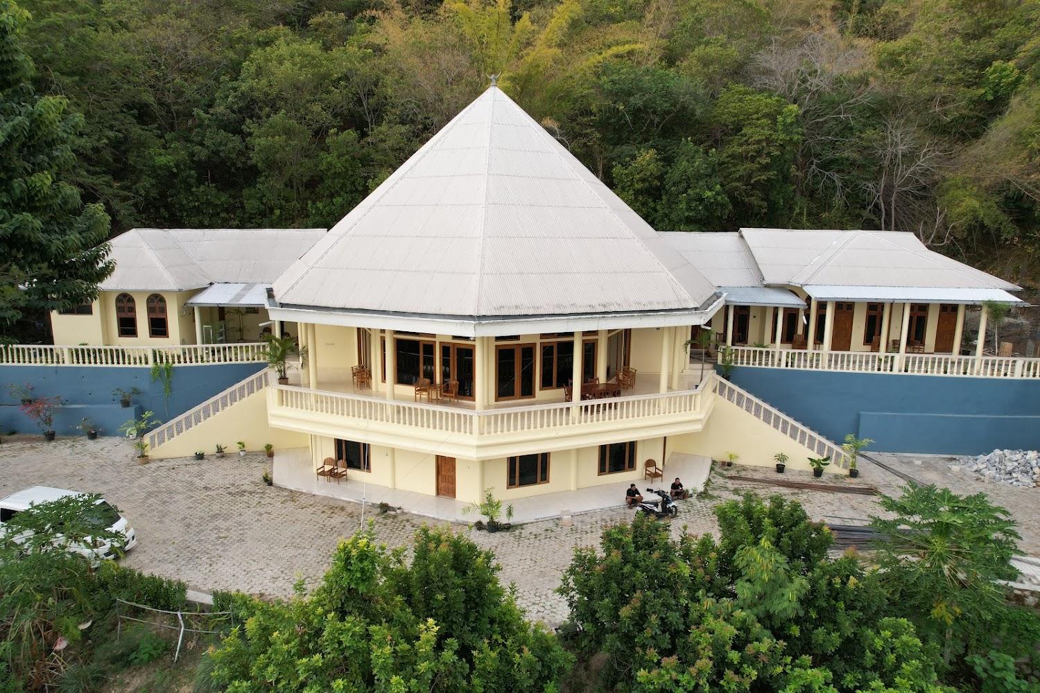 Cover Image for HOTEL DAN RESTORAN FRANS BERNARD
