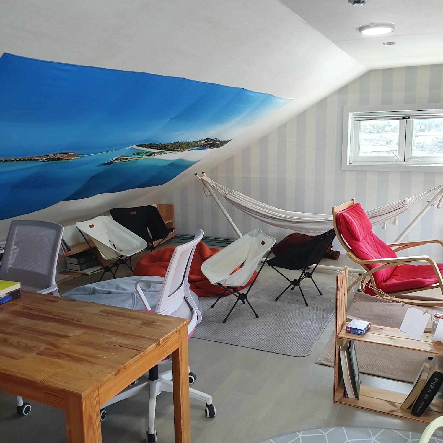 Cover Image for 노마드인 강릉 Nomad Inn Gangneung