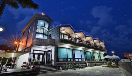 Cover Image for 바다애펜션
