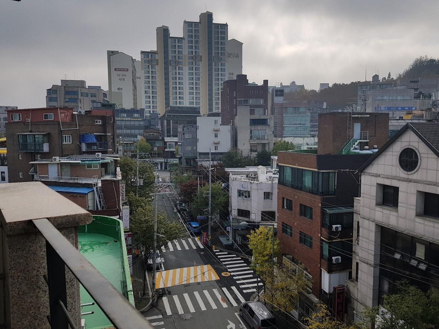 Cover Image for Seogyo Share House