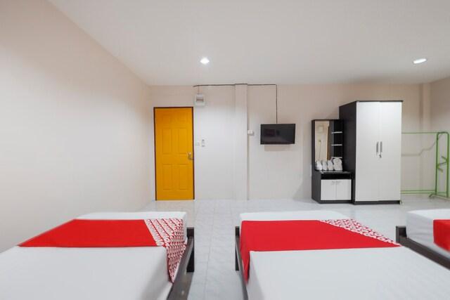 Cover Image for OYO 75309 Yo Charoen