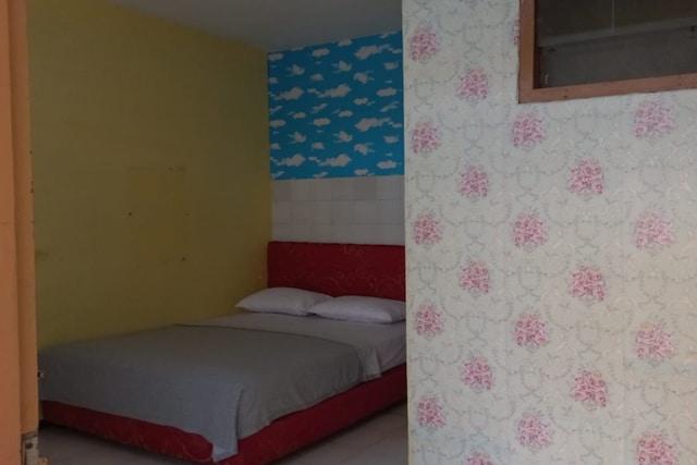 Cover Image for OYO 90757 Am'key Villa Tretes 1