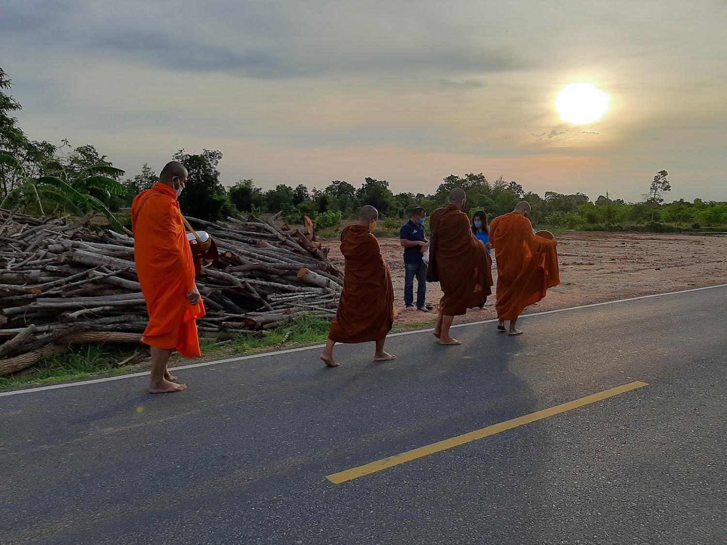 Cover Image for ลักขณาวดีรีสอร์ท