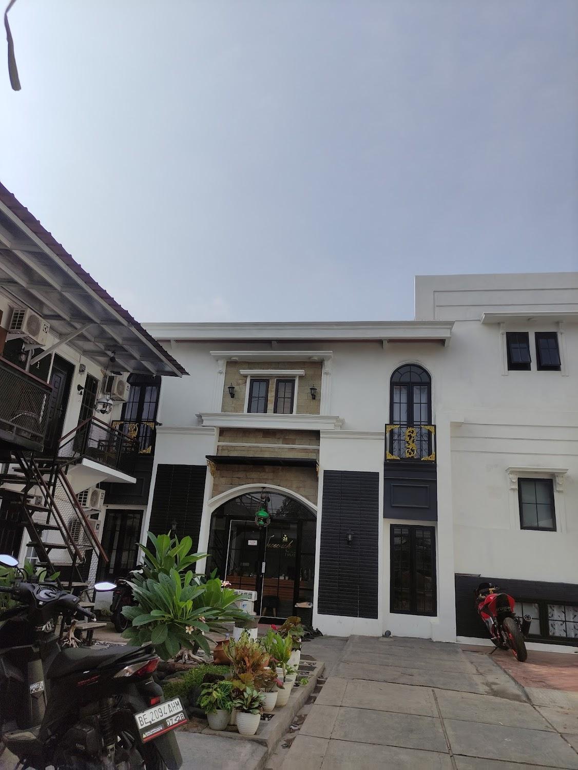 Cover Image for Urbanview Hotel Syariah House of Tuwuh