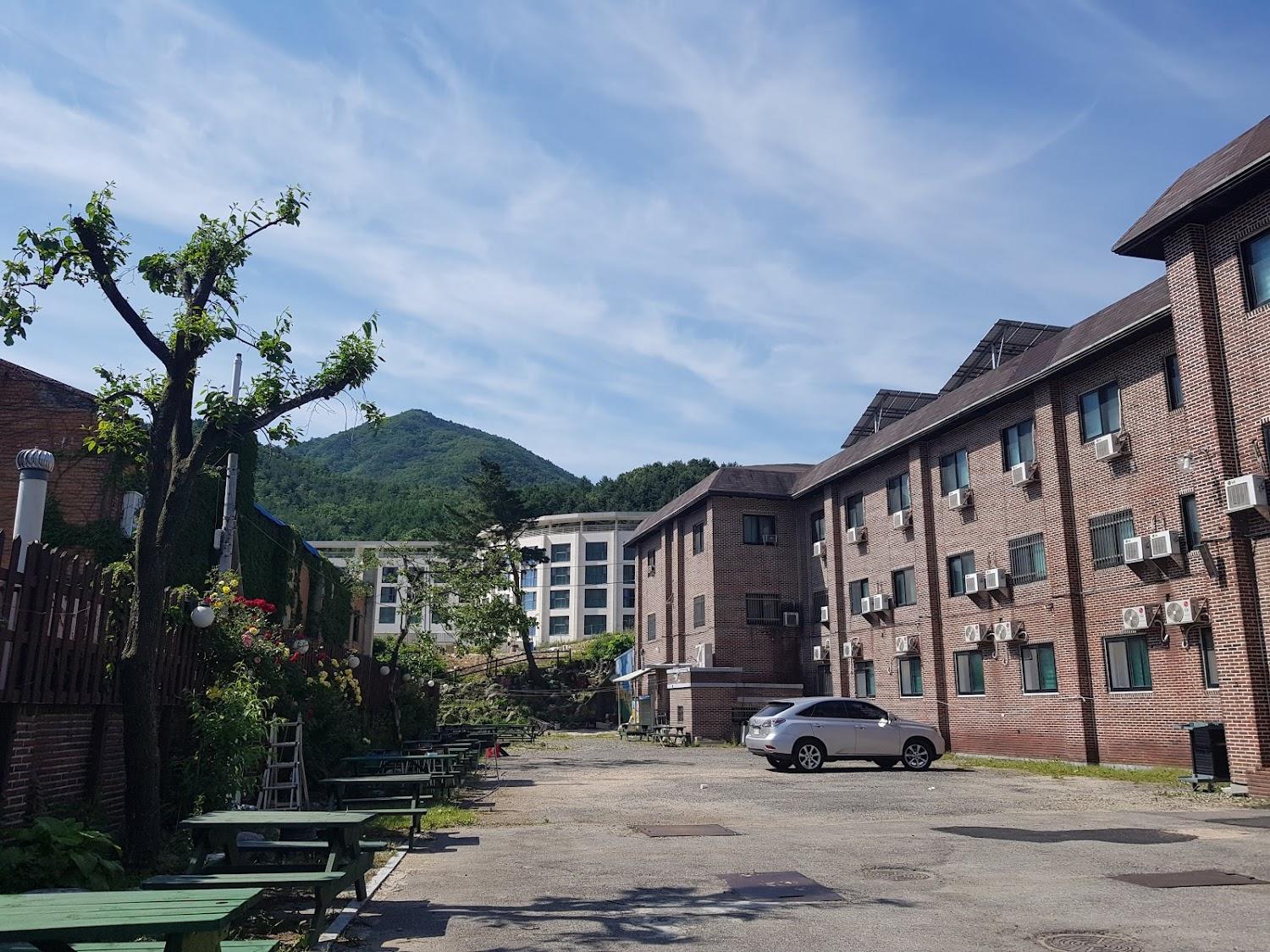 Cover Image for Gomstay Resort