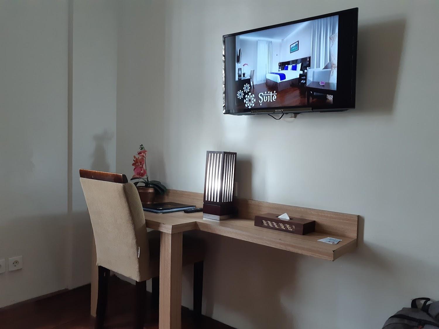 Cover Image for Namira Syariah Hotel