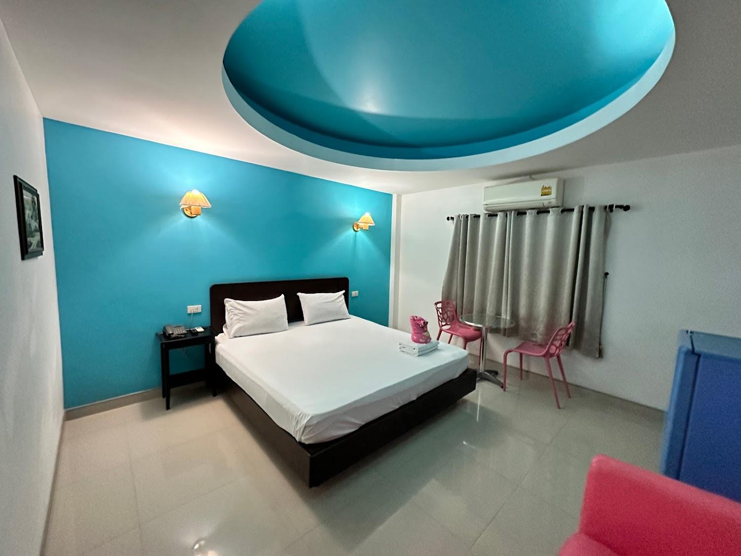 Cover Image for UR House Resort