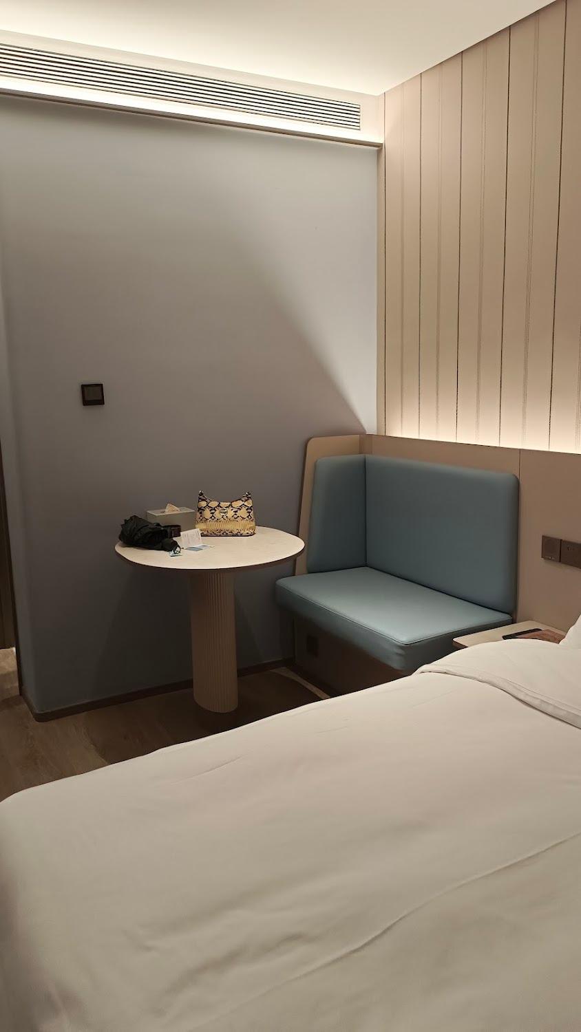 Cover Image for Hanting Hotel