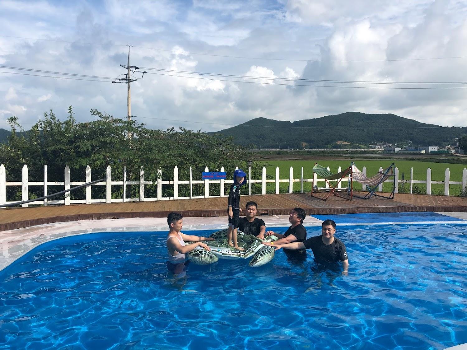 Cover Image for 영화속풍경펜션