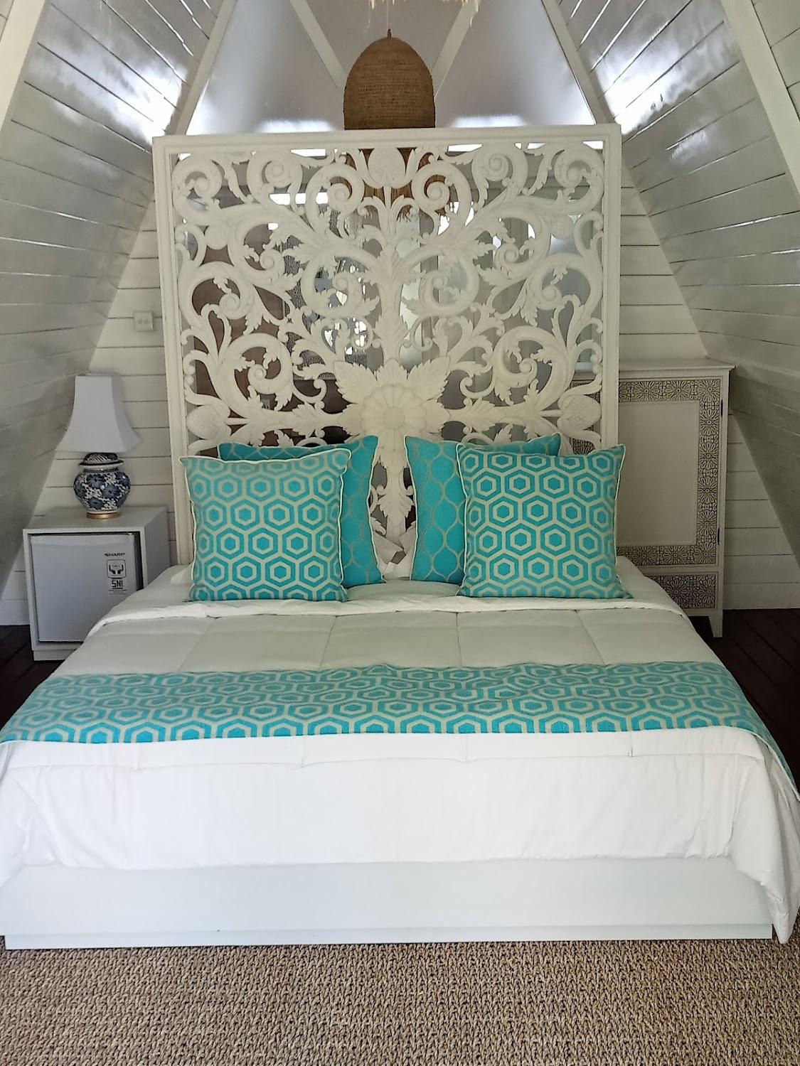 Cover Image for Bali Piramidas White Villas