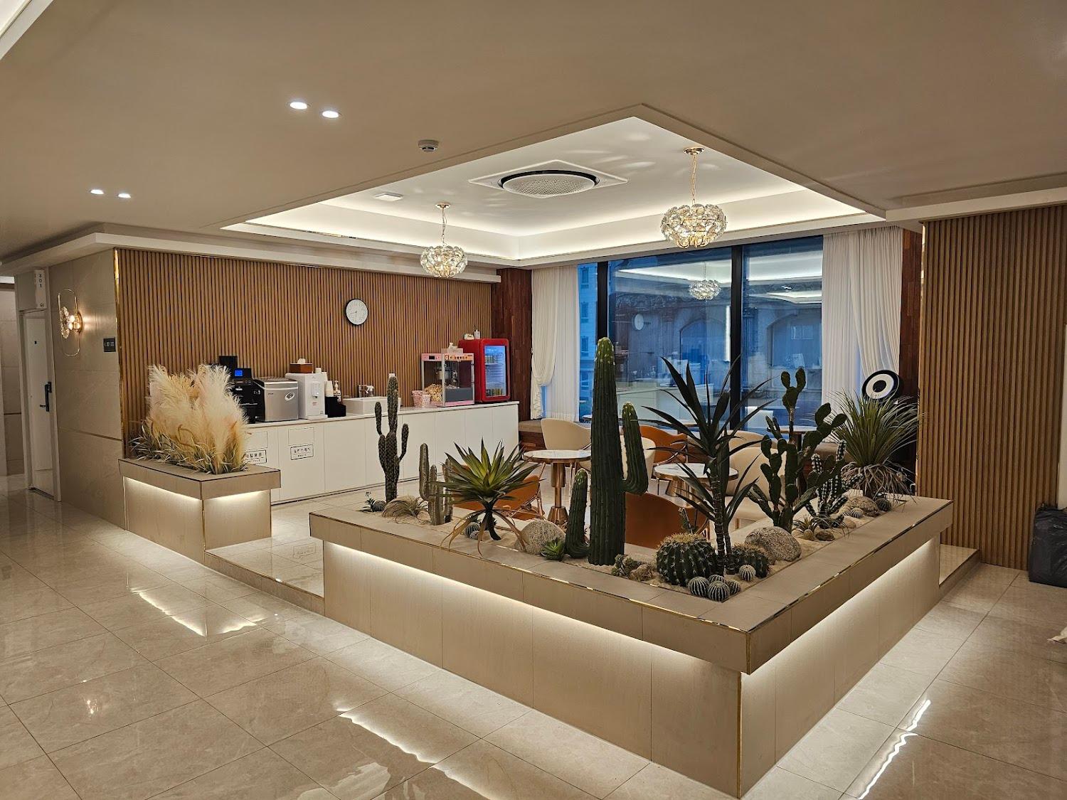 Cover Image for DK INCHEON AIRPORT HOTEL