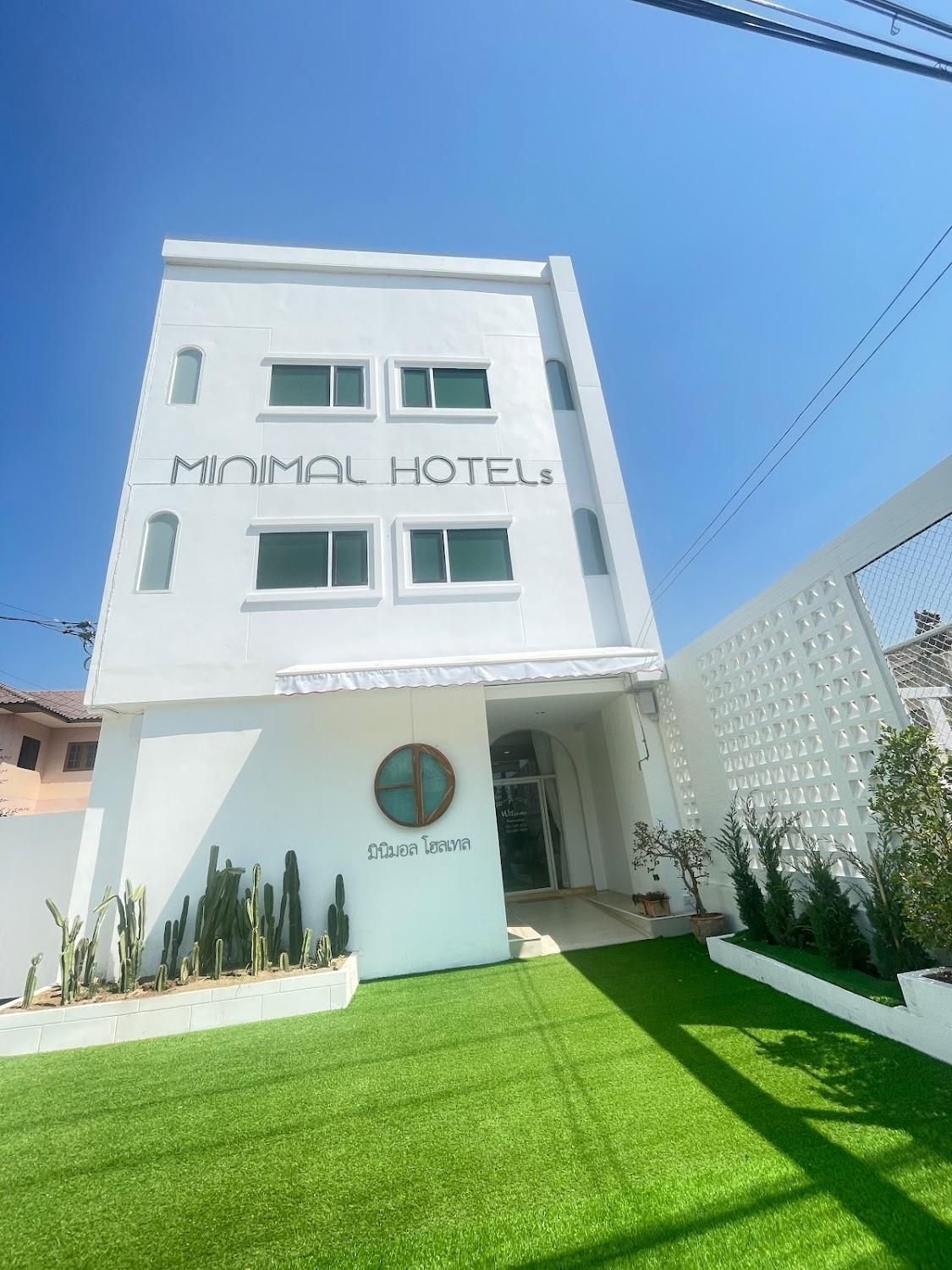 Cover Image for Minimal hotels