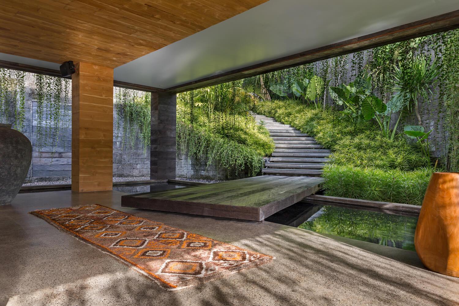 Cover Image for CHAMELEON VILLA BALI