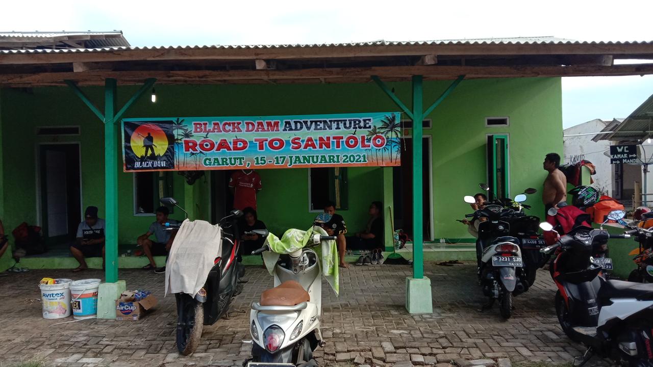 Cover Image for Penginapan RISTA PANTAI SANTOLO