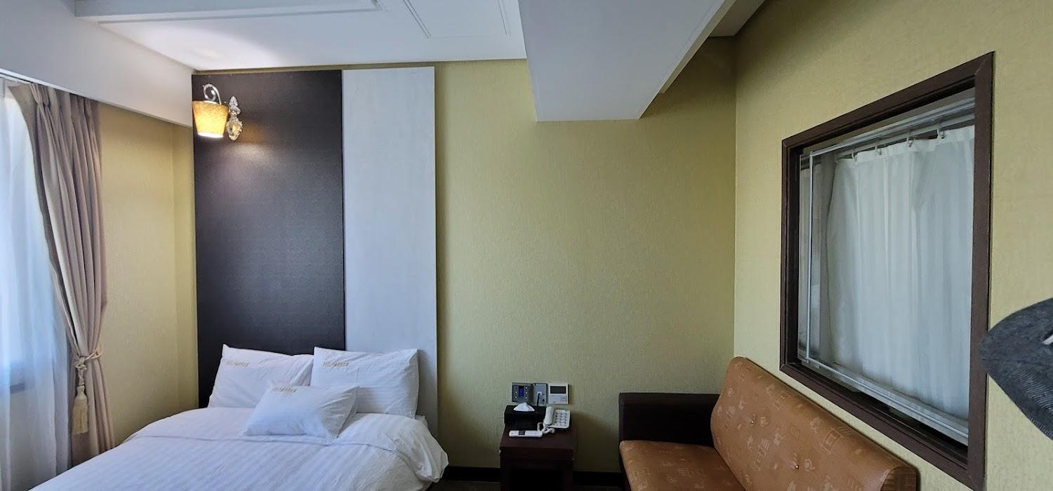 Cover Image for Hotel Seoul
