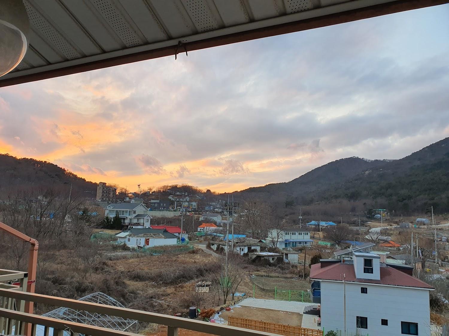 Cover Image for 무의 소나무펜션
