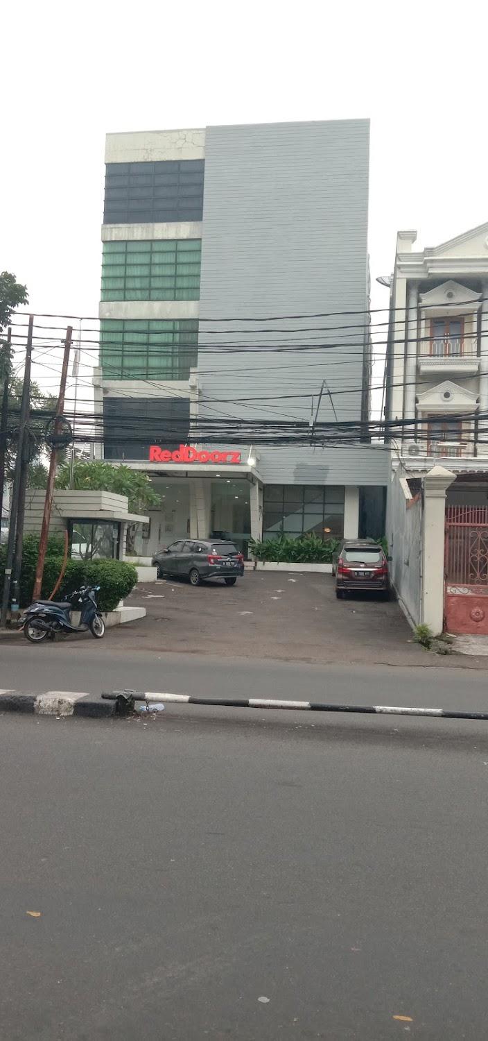 Cover Image for RedDoorz Plus @ Tanah Abang
