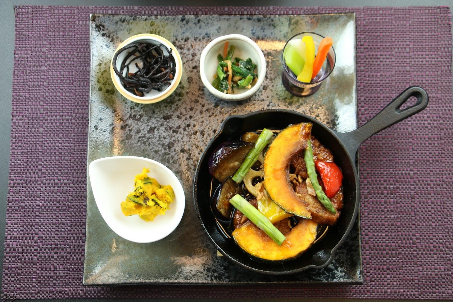 Cover Image for ホテル永野屋
