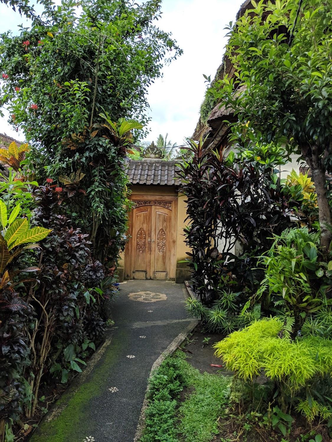 Cover Image for Whitney Bungalow