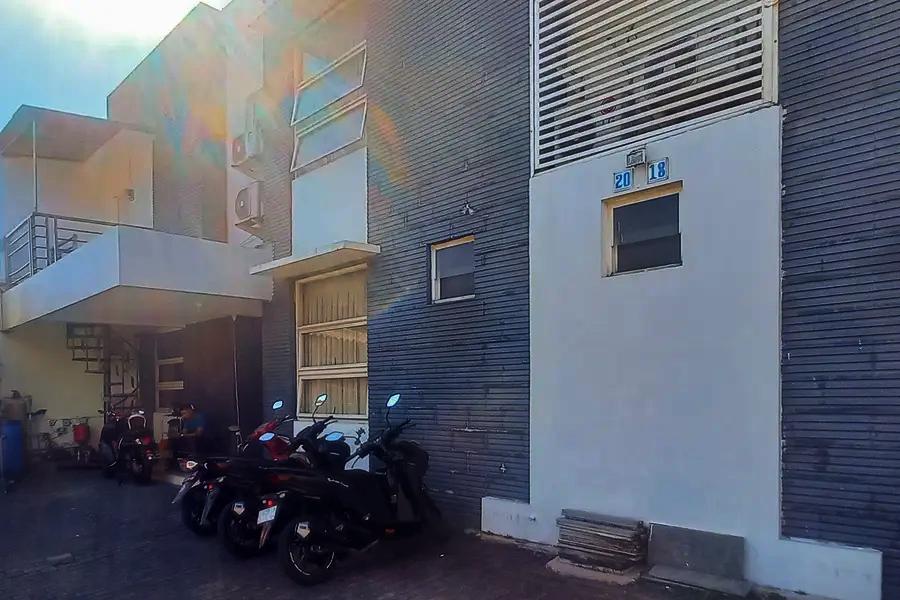 Cover Image for Dukuh Kupang Residence Mitra RedDoorz