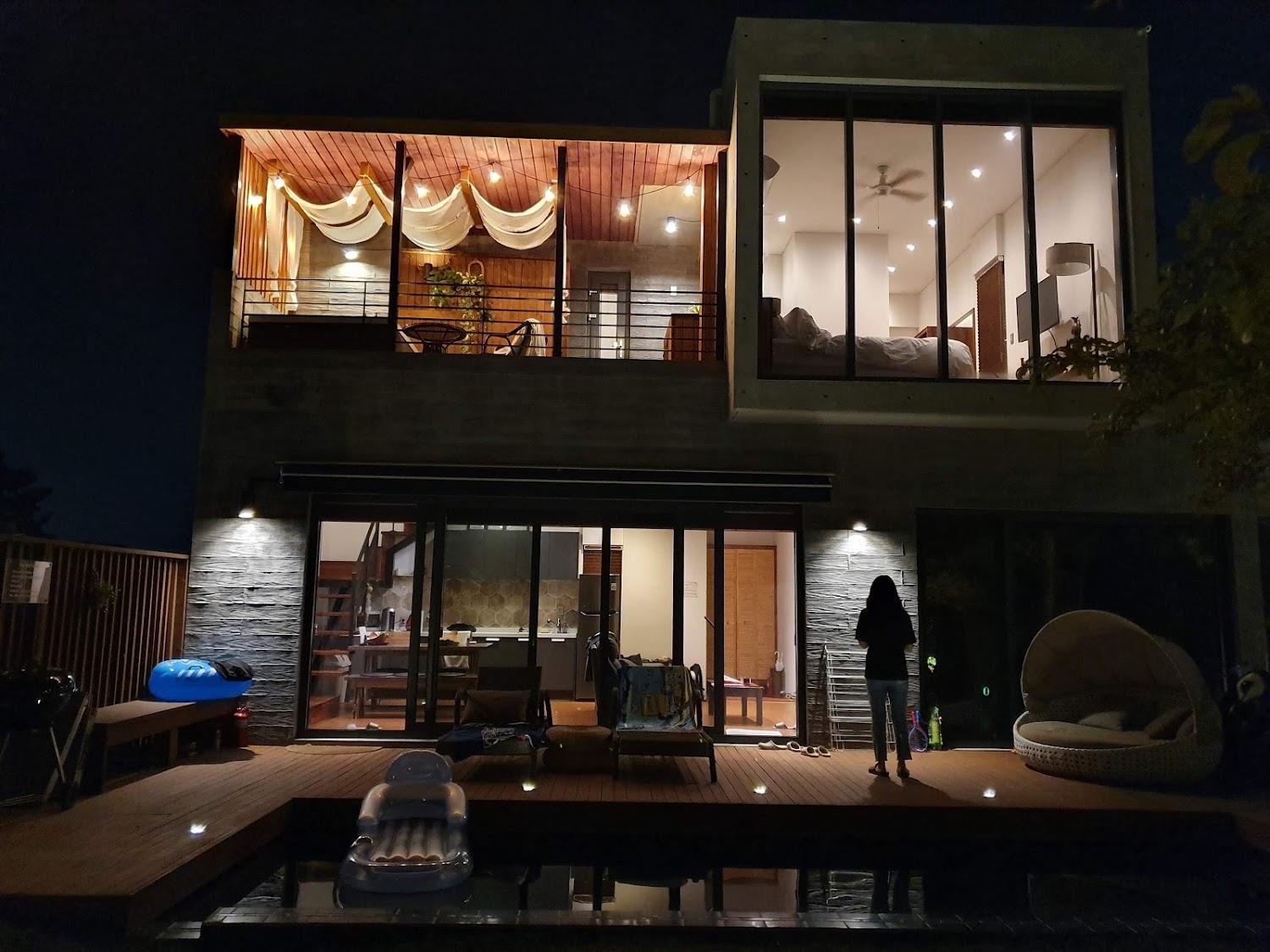 Cover Image for Bliss Jeju