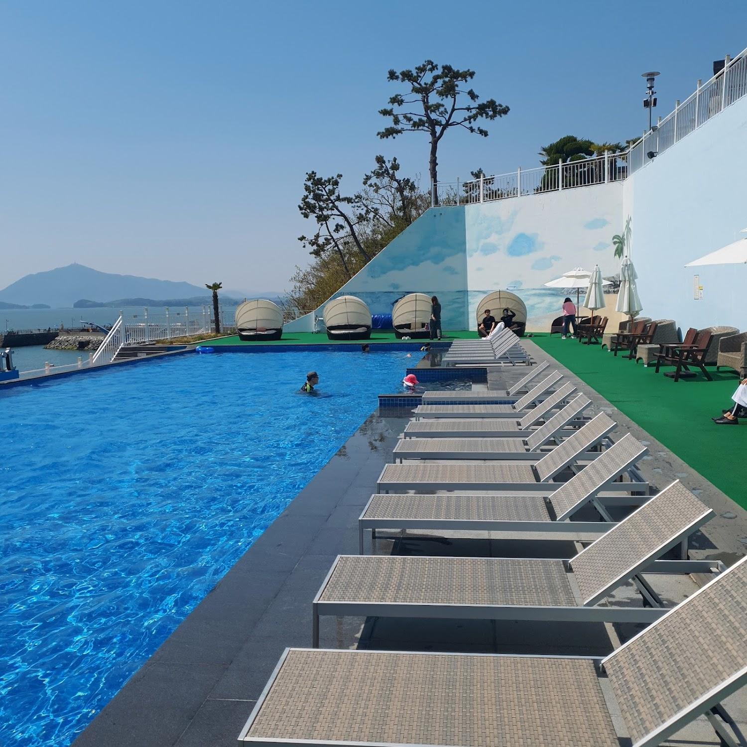 Cover Image for Arte Resort