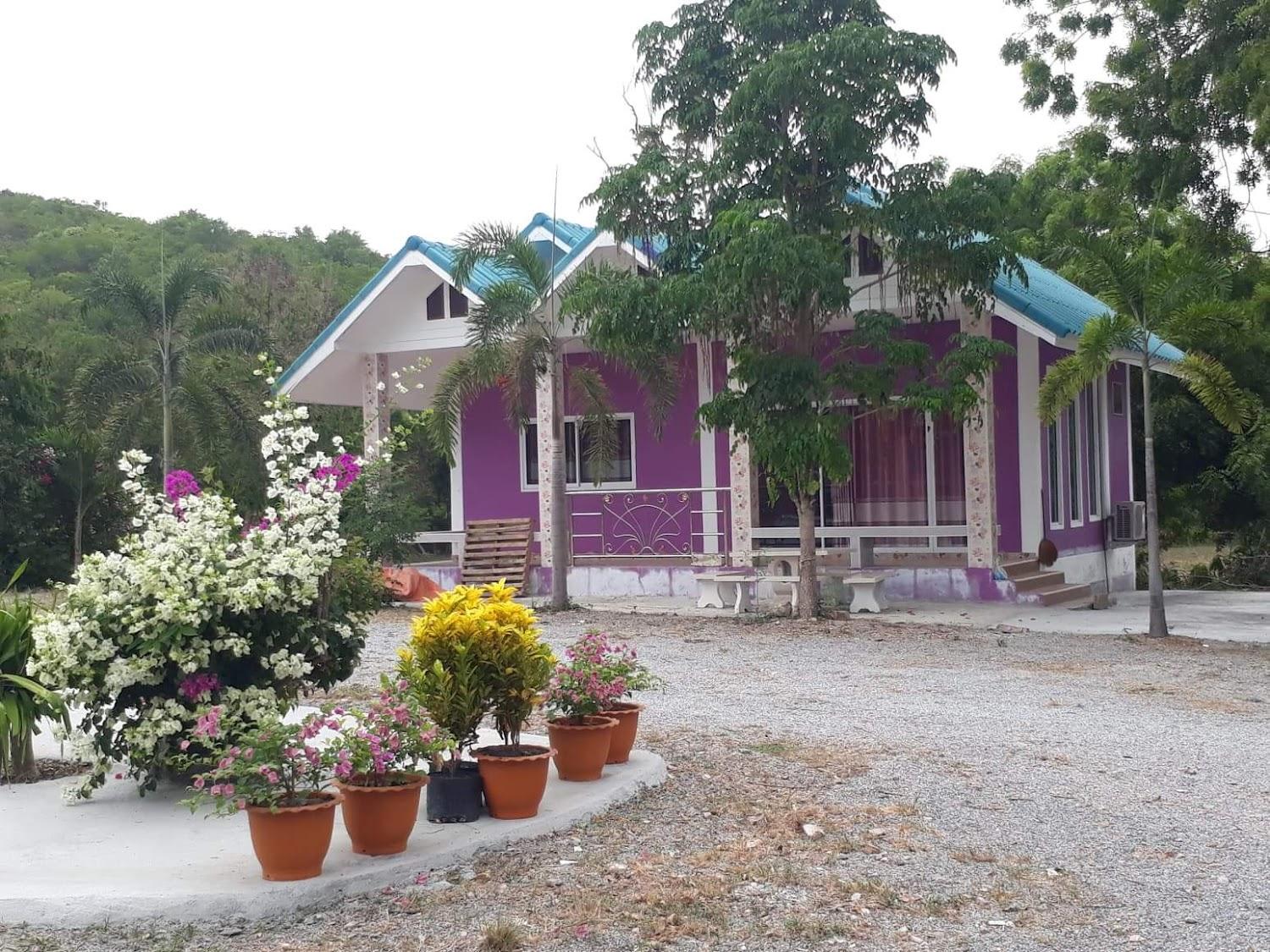 Cover Image for บ้านพักสวัสดีรีสอร์ท