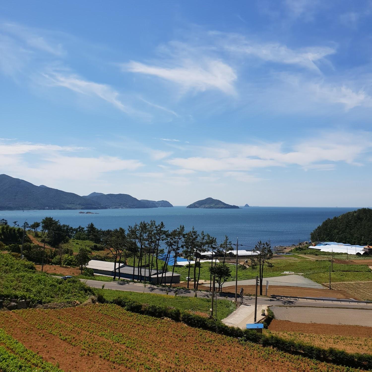 Cover Image for 누리마루펜션