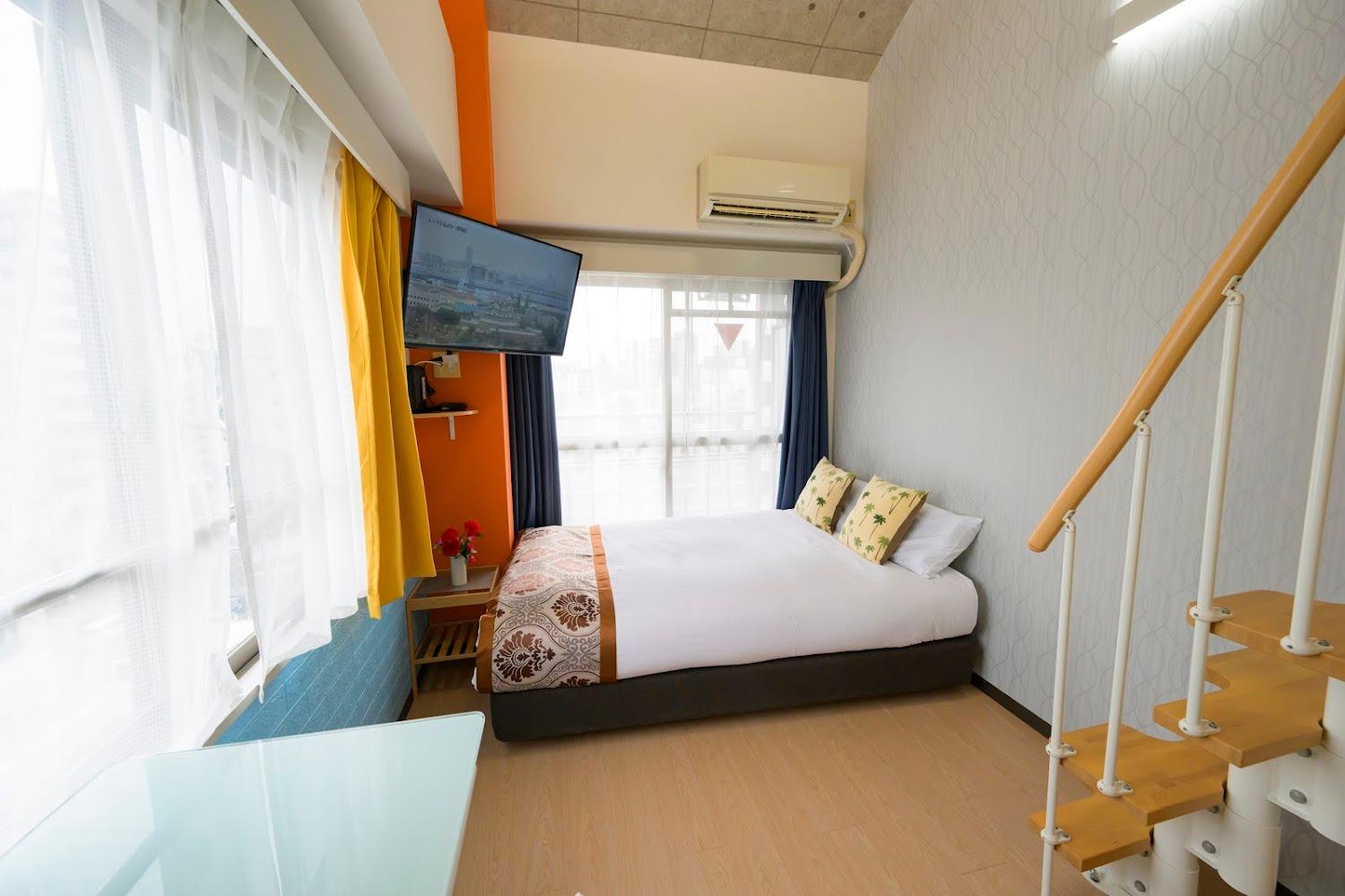 Cover Image for HOTEL AARON 通天東
