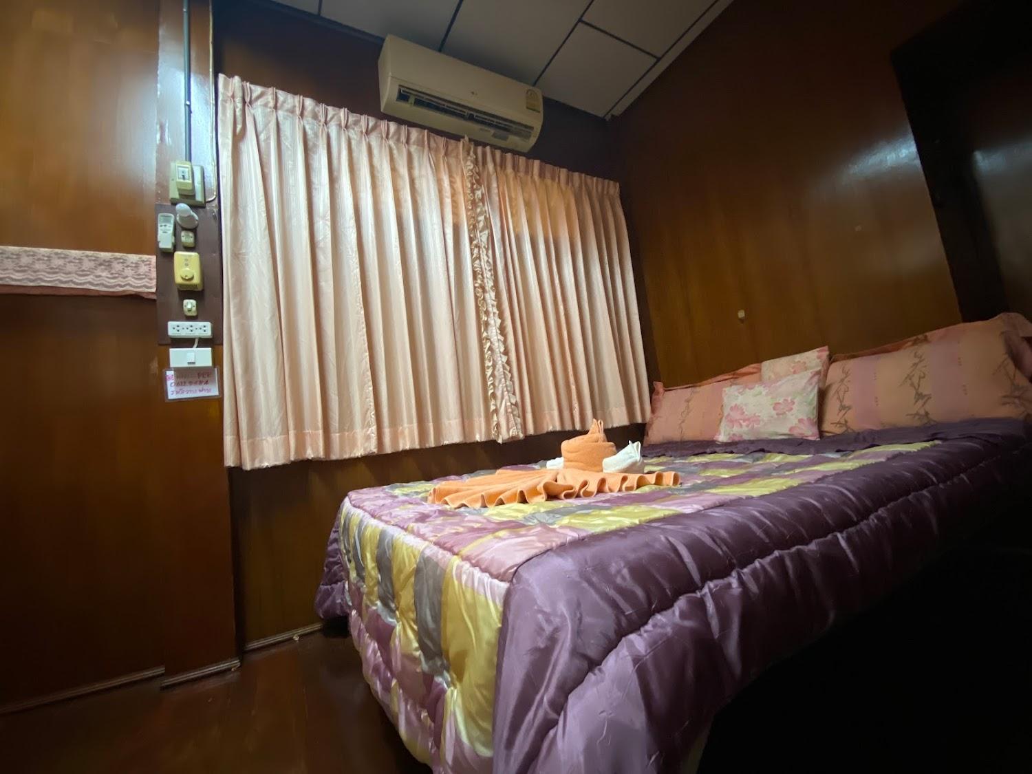 Cover Image for Pee Homestay and Massage
