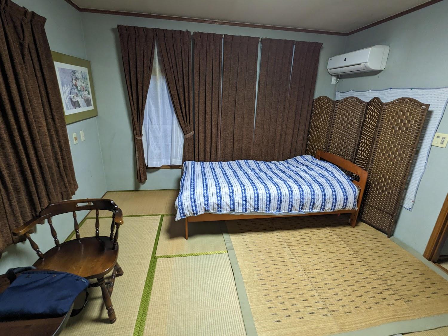 Cover Image for Front Nack Inn