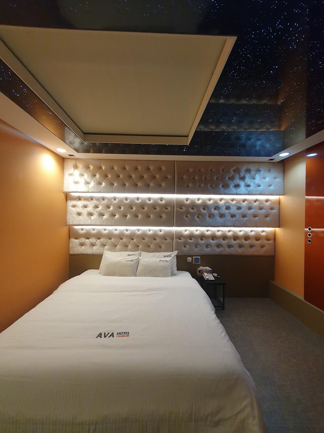 Cover Image for 아바모텔