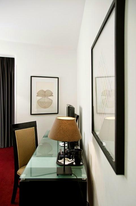 Cover Image for Homaris The Corner Hotel