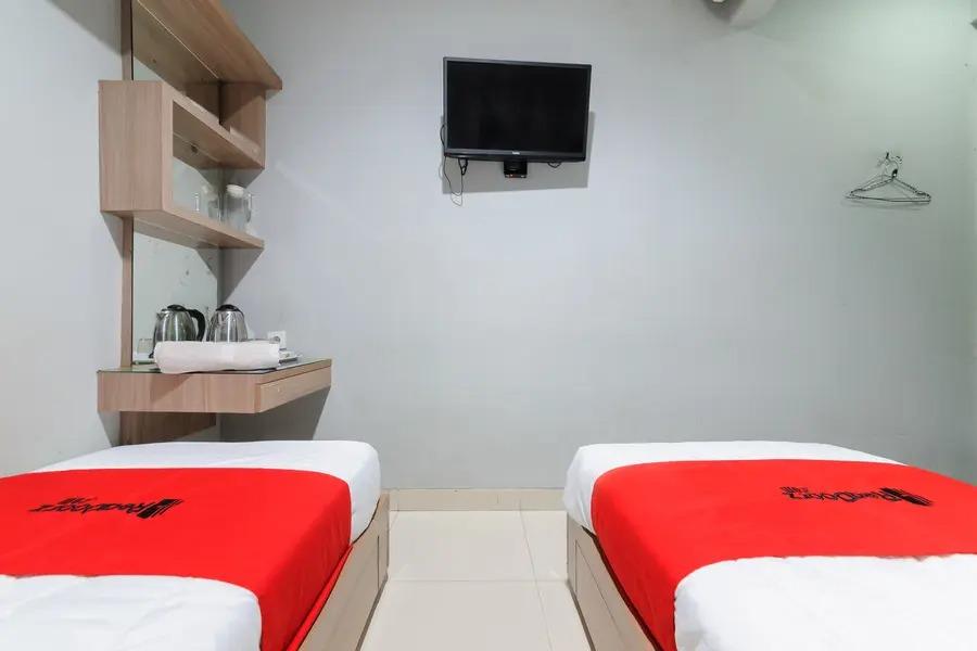 Cover Image for RedDoorz Plus near Grand Indonesia Jakarta