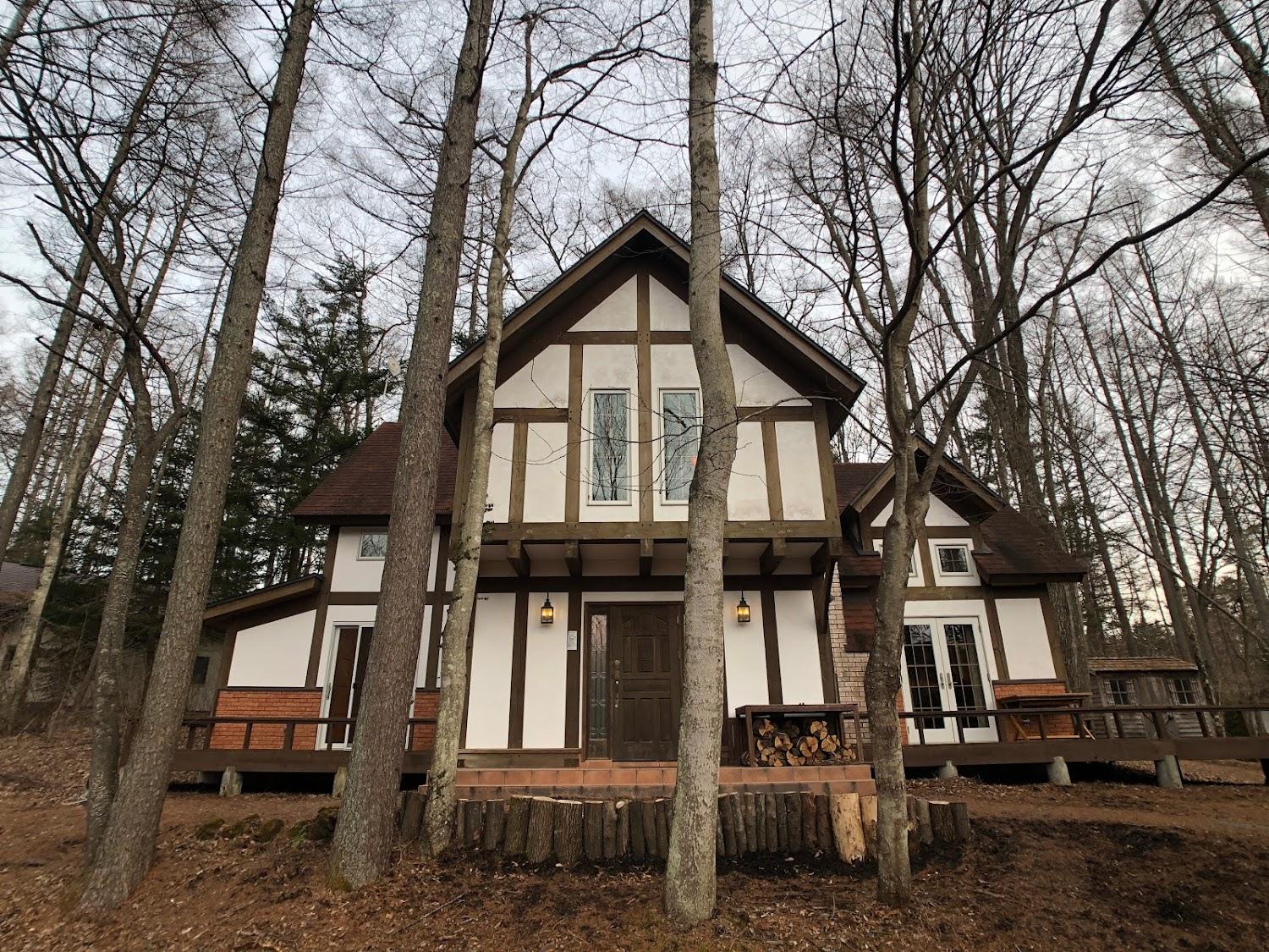 Cover Image for Karuizawa Tudor Lodge