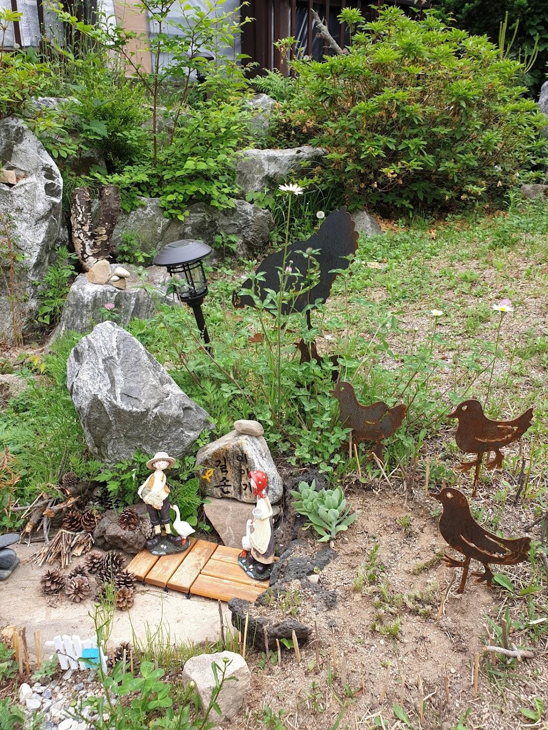 Cover Image for 메이페어 길손이야기펜션