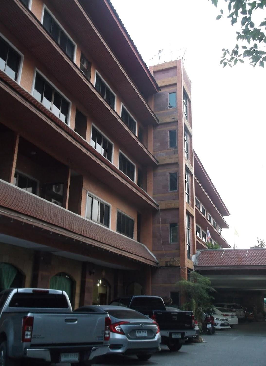 Cover Image for Sri Ayutthaya Thanee Motel